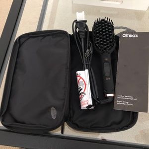 Amika Polished Perfection Mini Hair Straightener